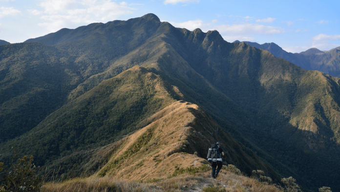 Trilha Transmantiqueira: 1.200 km de caminhada ligam três estados pela serra