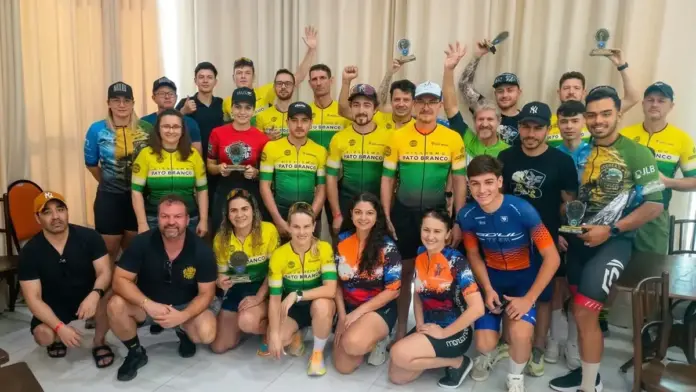 MTB Pato Branco conquista título do Circuito Vale do Iguaçu 2026