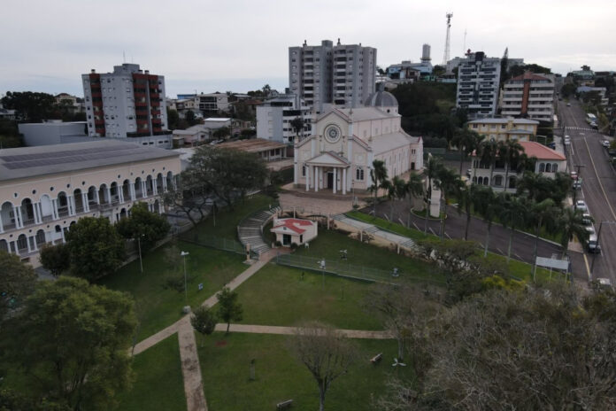 Paróquia realiza 16ª Romaria do Divino Pai Eterno em Sarandi