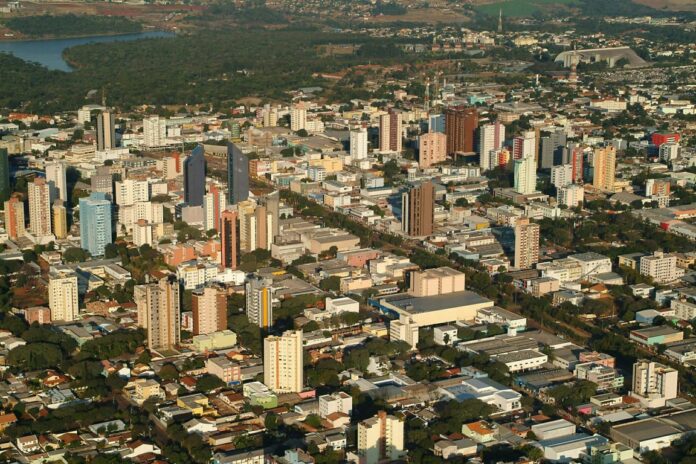 Cascavel abre 50 vagas para professor em processo seletivo