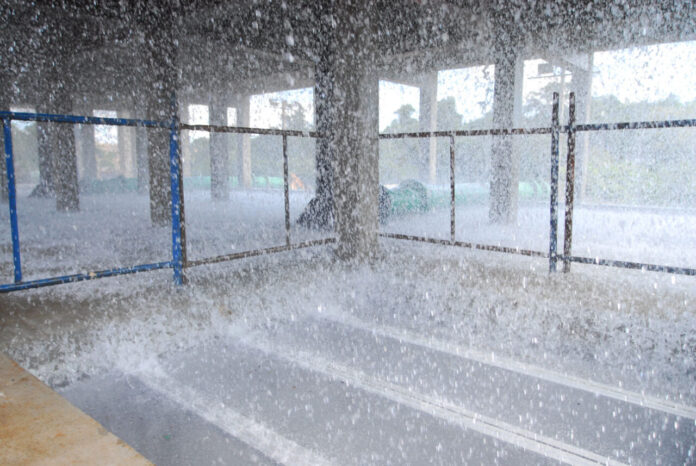 Tempestades afetam abastecimento de água em Curitiba e região