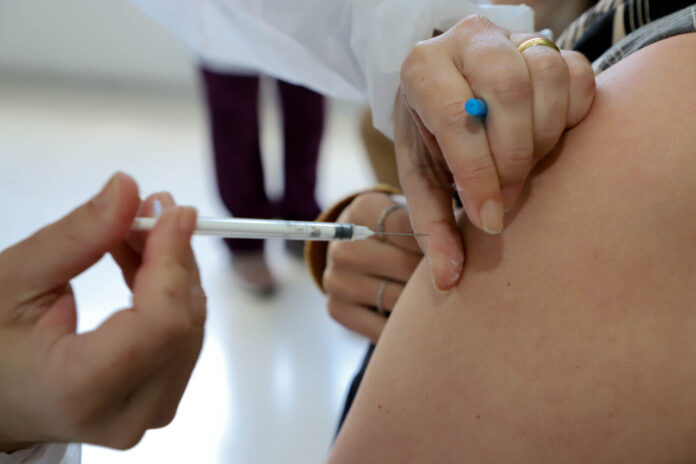 Dia D de vacinação infantil acontece sábado com 20 doses disponíveis