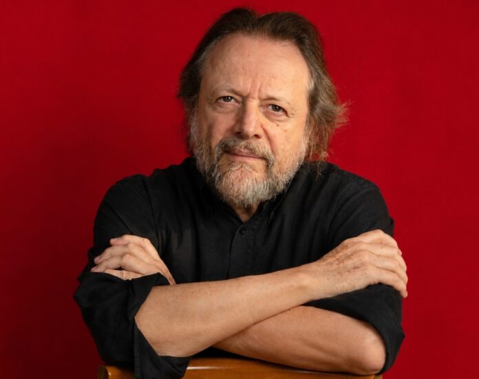 Sesc abre programação de literatura com evento em várias cidades