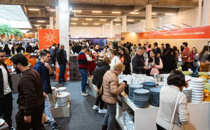 Feira da Louça de Campo Largo retorna com peças exclusivas e descontos