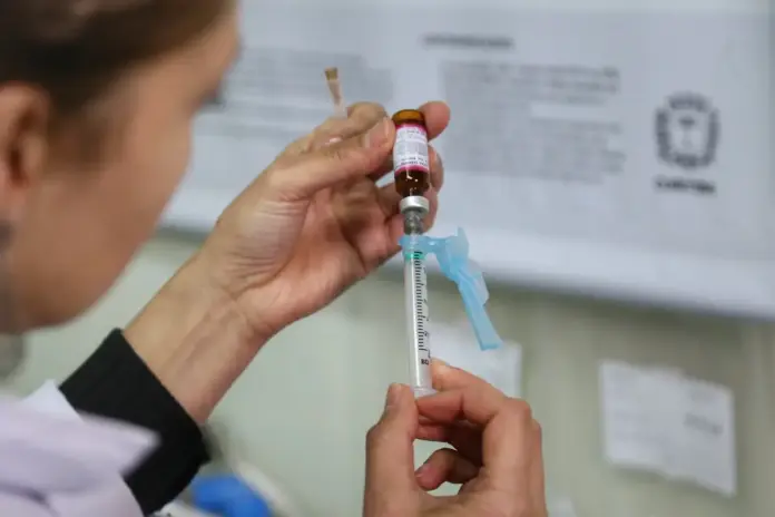 Campanha de vacinação em Pato Branco protege contra 15 doenças até setembro