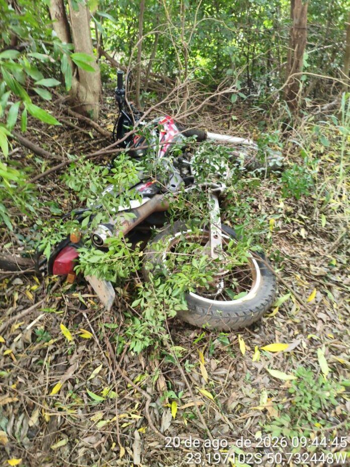 Motocicleta roubada é encontrada em mata de Cornélio Procópio