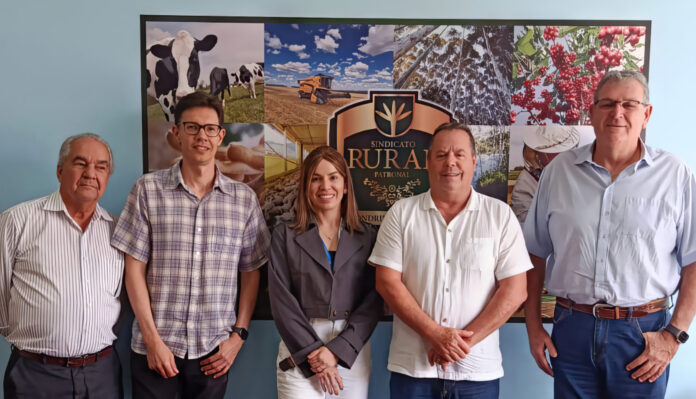 Novo presidente da Sociedade Rural visita sindicato de Londrina