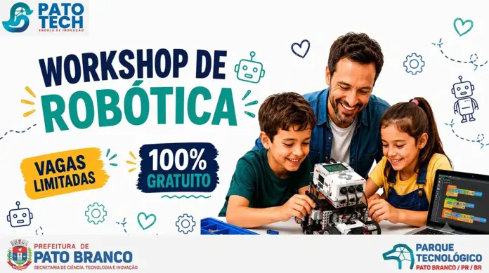 Pai e filho constroem robô juntos em oficina gratuita no Parque Tecnológico