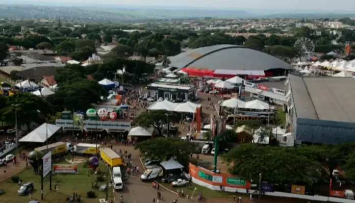 Expoingá 2026 abre venda de ingressos para shows em Maringá