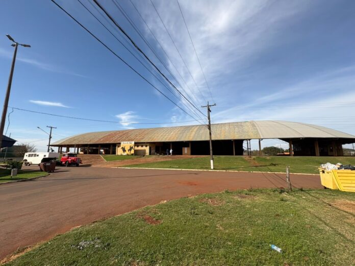 Toledo adia prazo para deixar Centro de Eventos e analisa defesa da Sociedade Rural