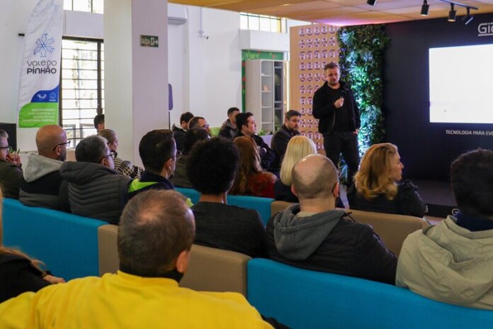 Curitiba oferece workshop gratuito para empreendedores aperfeiçoarem apresentação de negócios