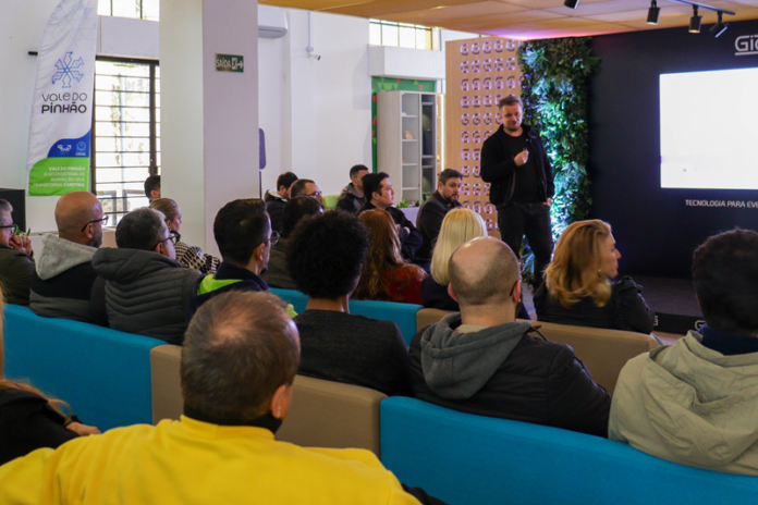 Curitiba oferece workshop gratuito para empreendedores aperfeiçoarem apresentação de negócios