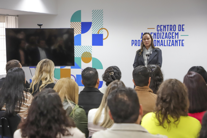 Curitiba leva cursos profissionalizantes gratuitos a 10 regionais de segunda a sexta