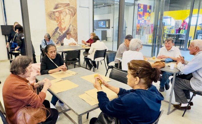 Alunos da Unapi visitam Memorial Paranista para estudar arte de João Turin