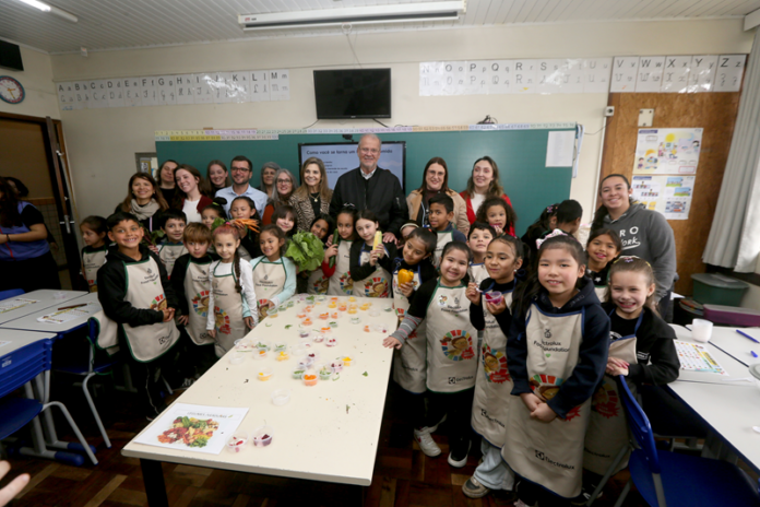 Escola de Curitiba participa de projeto internacional contra desperdício de alimentos