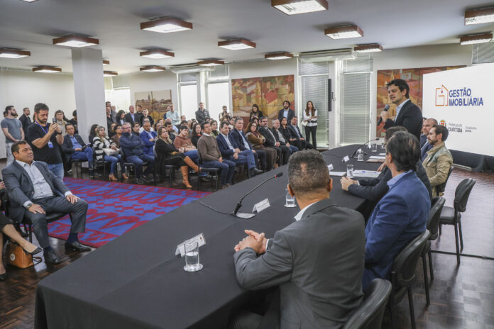 Curitiba lança plataforma digital para gestão de imóveis; imobiliárias podem usar sistema 22 de setembro
