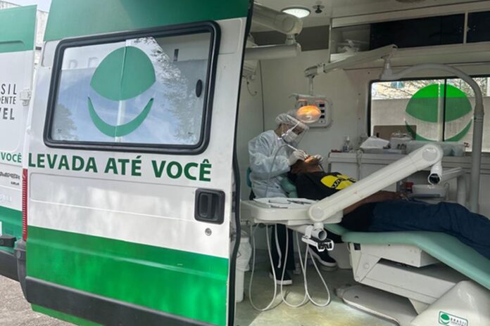 Consultório na Rua de Curitiba faz 1.600 atendimentos por mês