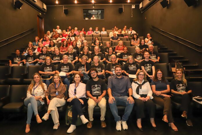 Documentário sobre radionovela com idosos estreia na Cinemateca de Curitiba