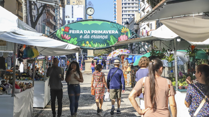 Feiras de Primavera e da Criança abrem nesta sexta no Centro de Curitiba