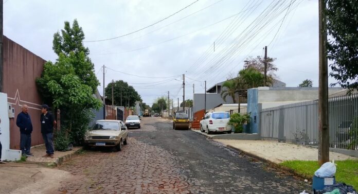 Morumbi recebe asfalto em seis ruas, obra deve terminar em 30 dias