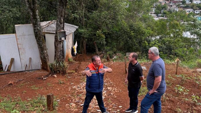 Área de risco no Alto São Francisco segue interditada, 46 famílias aguardam realocação
