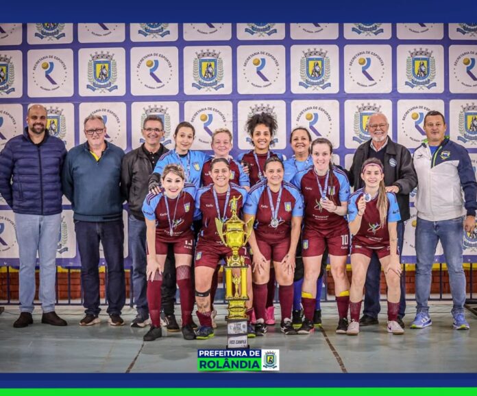 Social Bat Gol é campeã do futsal feminino de Rolândia após vencer nos pênaltis