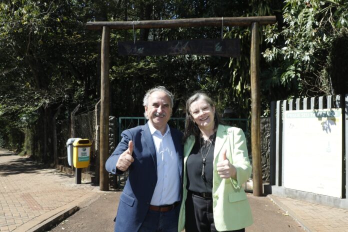 Zoológico de Cascavel ganha calçadas, cercas e portões novos