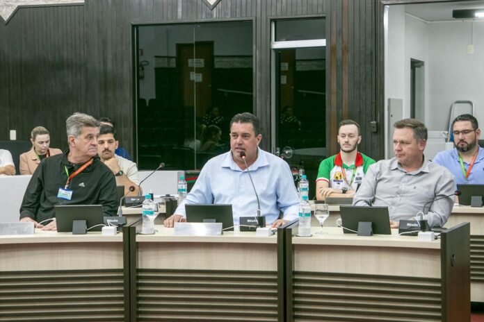 Smel apresenta contas do 2º quadrimestre com 66 espaços esportivos e R$ 5,4 milhões gastos