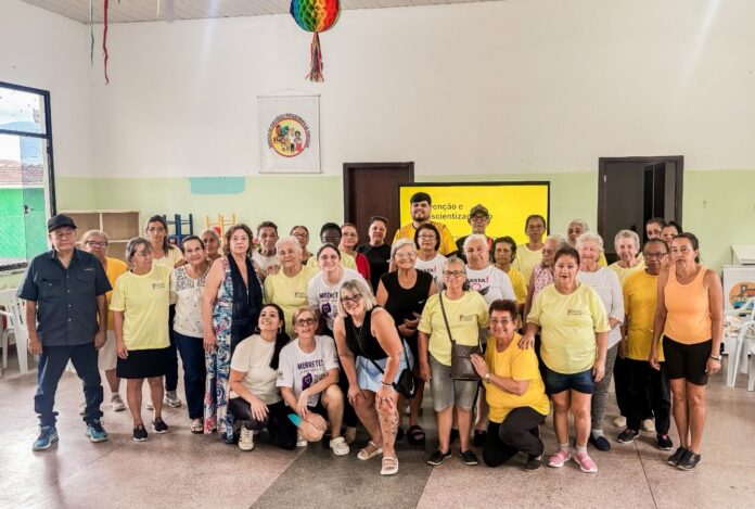 Morretes reúne grupo de idosos para conversa sobre saúde mental e valorização da vida