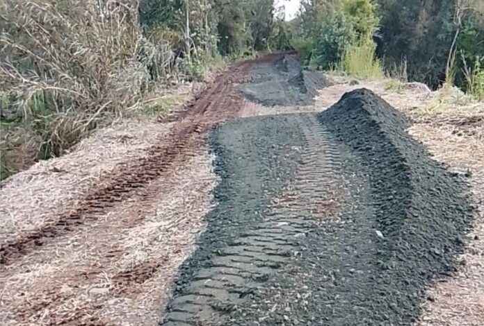 União da Vitória abre desvio na Vila Olindina para garantir acesso durante cheias