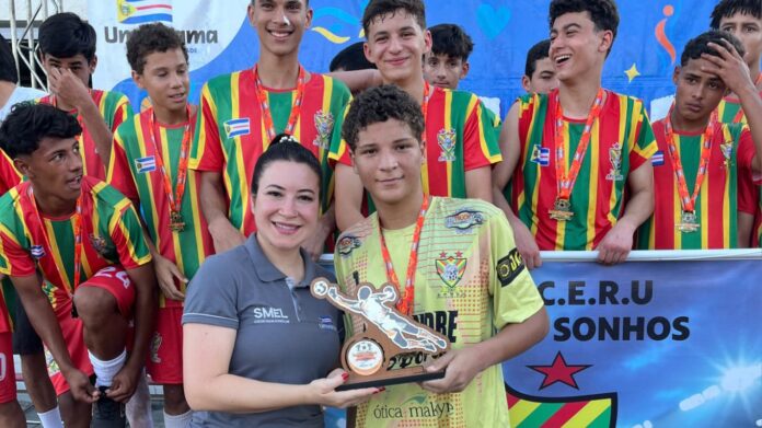 Parque Industrial/Aceru vence Campeonato Interbairros Sub-15 em Umuarama