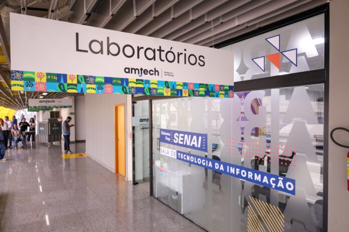 Amtech abre 36 vagas em cursos gratuitos de robótica, IA e liderança em Maringá
