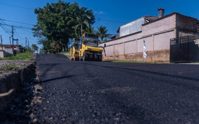 Paranaguá inicia recapeamento em Alexandra e Jardim Guaraituba, 92 ruas podem receber obras