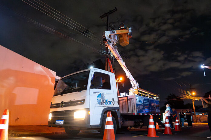 Foz do Iguaçu autoriza iluminação em 7 ruas e praças, obras custam R$ 381 mil
