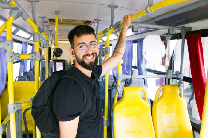 Castro: estudantes de auxílio-transporte devem enviar comprovante até 20 de setembro
