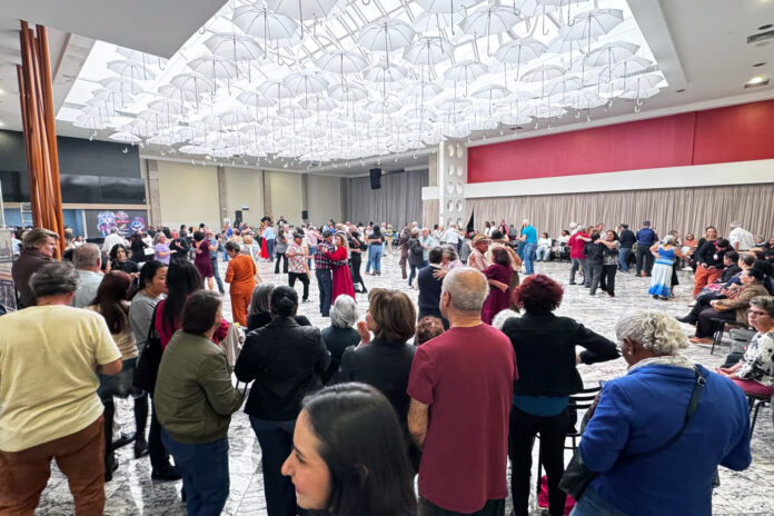 Londrina promove baile para maiores de 60 anos nesta sexta no Royal Plaza