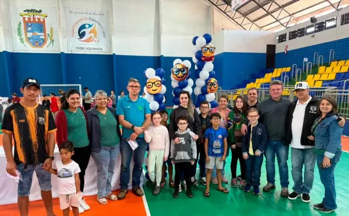 Dois Vizinhos entrega 374 óculos grátis a estudantes pelo programa Bons Olhos Paraná