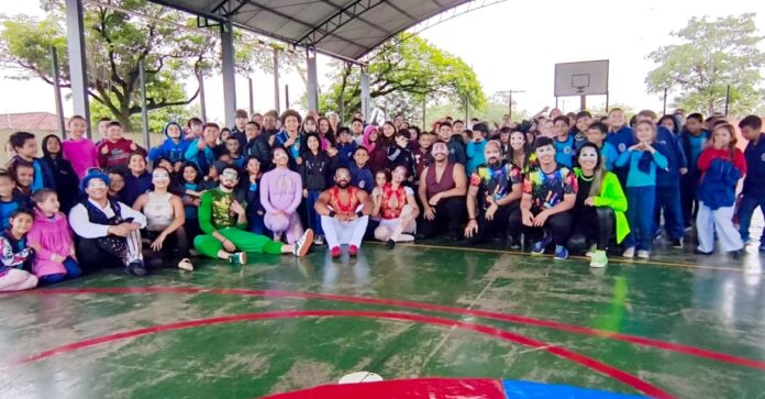Festival de Circo encerra apresentações em escolas de Londrina nesta sexta