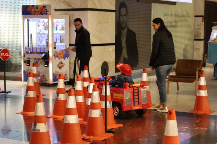 Guarapuava leva educação de trânsito ao Shopping Cidade dos Lagos com atividades para crianças