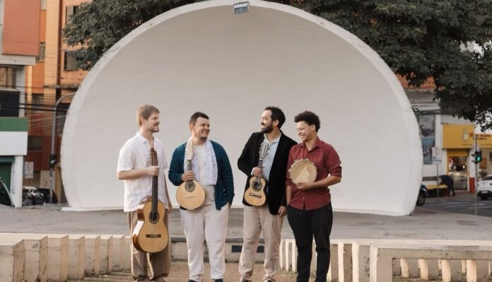 Regional Simplicidade toca choro gratuito no Teatro da AML Cultural nesta sexta