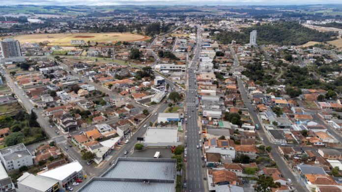 Comércio de Ponta Grossa cresce 3,57% no primeiro semestre e supera média do estado