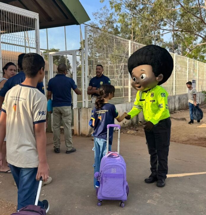 Palmas promove educação para o trânsito em escolas na Semana Nacional