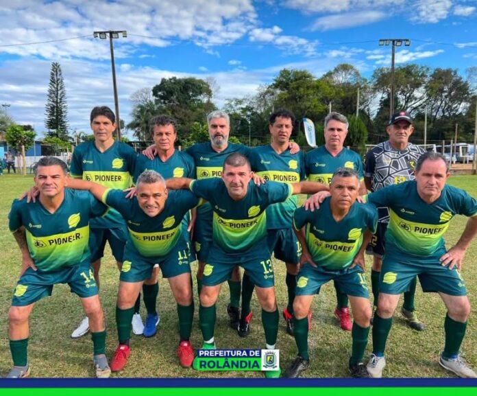 Equipe 50+ de Rolândia avança para semifinal do Paraná Bom de Bola