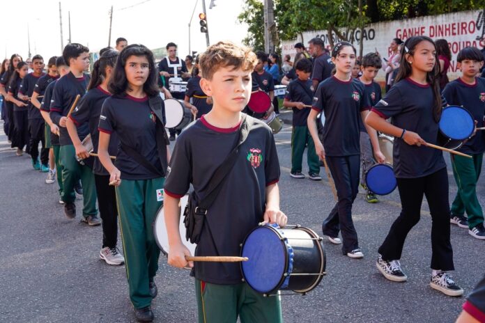 Colombo celebra Semana da Pátria com desfiles e atos cívicos em duas regiões
