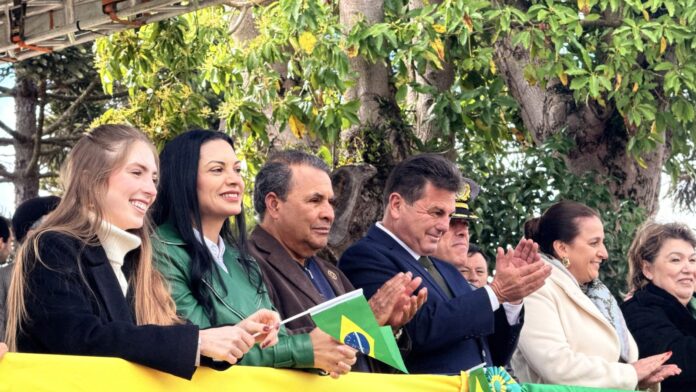 Desfile de 7 de Setembro reúne 85 pelotões em Guarapuava