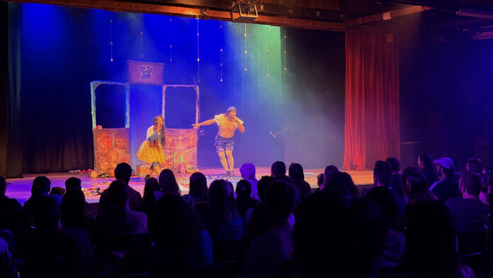 Maringá tem teatro, hip-hop e exposição de arte de quarta a domingo