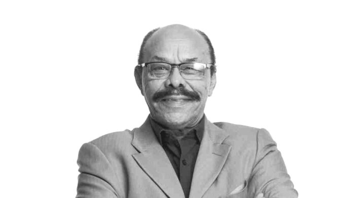 Retrato de Edson Morais, comunicador de Cascavel