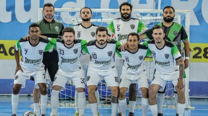 Futsal masculino em Rolândia avança para mata-mata com vitórias na primeira rodada
