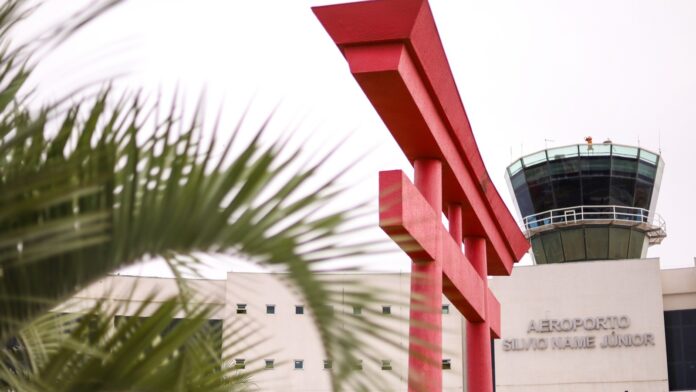 Aeroporto de Maringá tem 733 voos em setembro com 106 mil assentos disponíveis