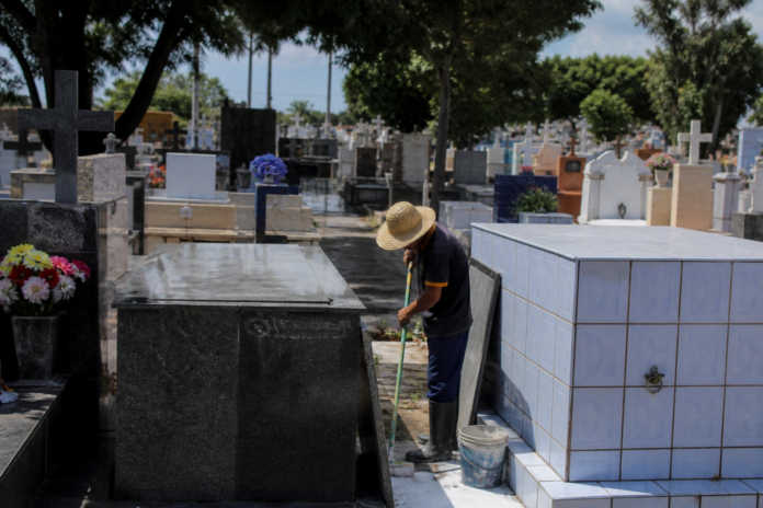 São José dos Pinhais: reforma de túmulo até 9 de outubro, limpeza até 26